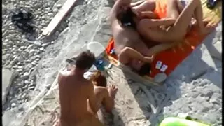 Juoda vyro fucks Balta Mergaitė analinė anga.