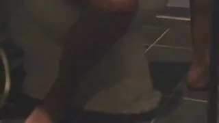 Vietoj vakarienės priversti Laižyti Savo Pūlingas.