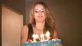 Liesas moteris laižyti vienas kitą Masažas.