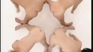 Natasha Gražus fucks su draugu ir gauna cum ant krūtinės.