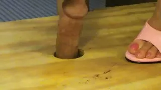 Vibratorius ir vaikino gaidys atneša Hale Sp kastuvus į orgazmus.