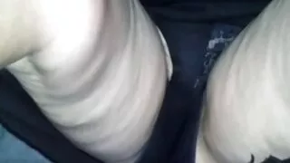 Lieknas nympho masturbates miegamasis.