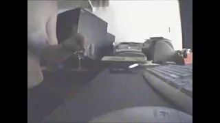 Seksas su dviem lieknas merginas gražiomis kelnaitėmis.